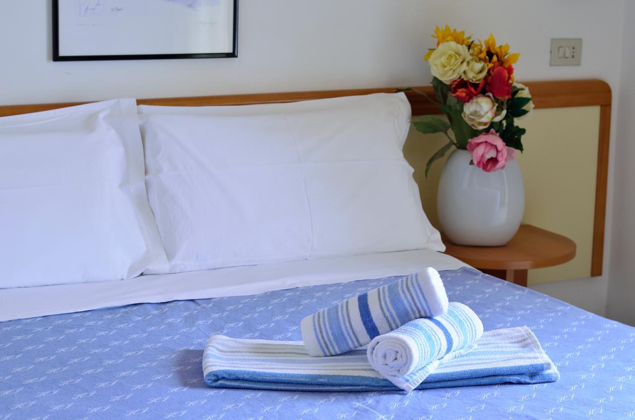 Hotel Man Lido Di Savio Eksteriør billede