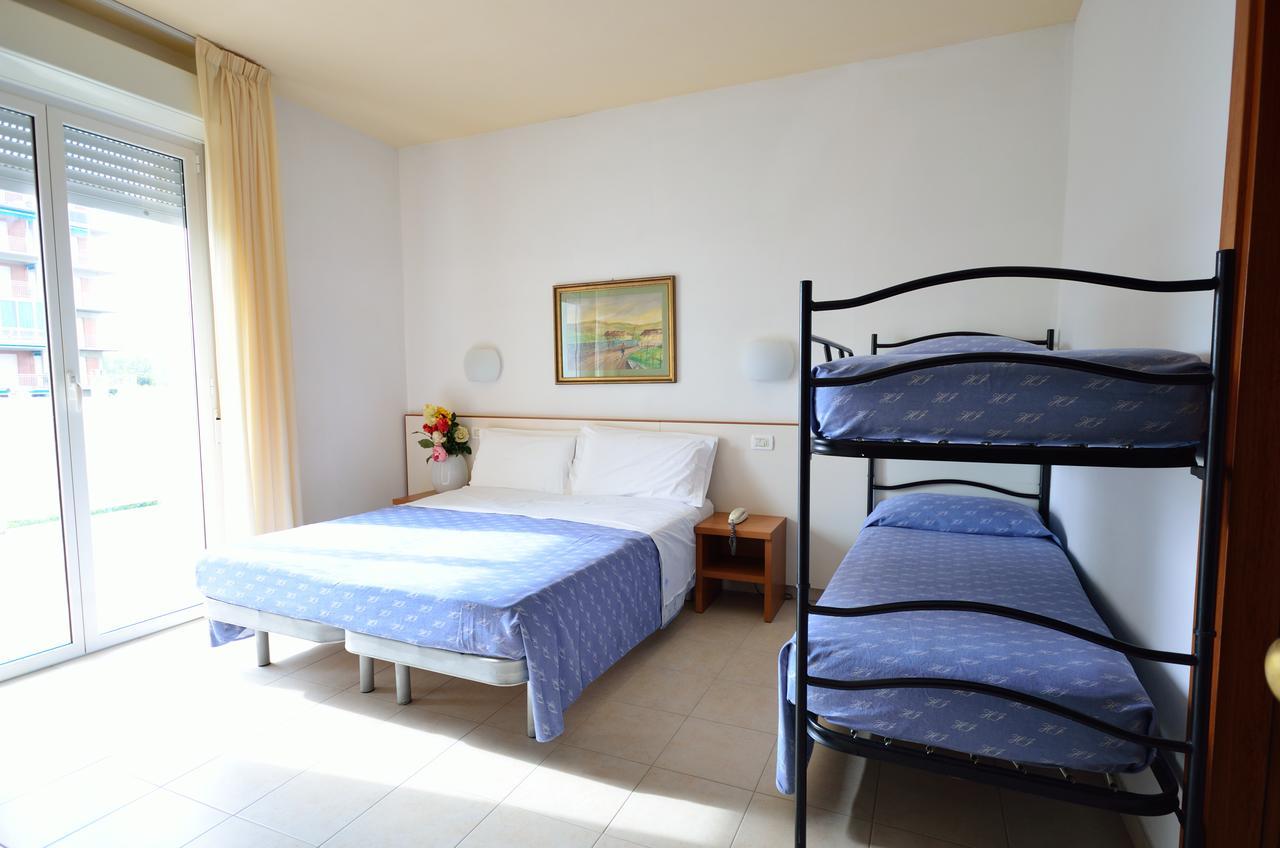 Hotel Man Lido Di Savio Eksteriør billede