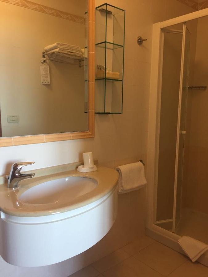 Hotel Man Lido Di Savio Eksteriør billede