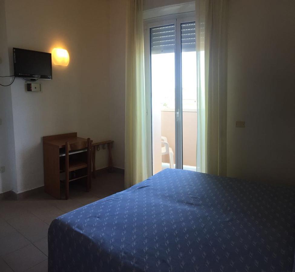 Hotel Man Lido Di Savio Eksteriør billede