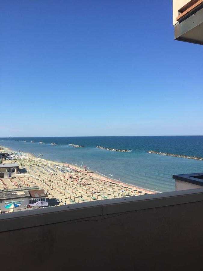 Hotel Man Lido Di Savio Eksteriør billede